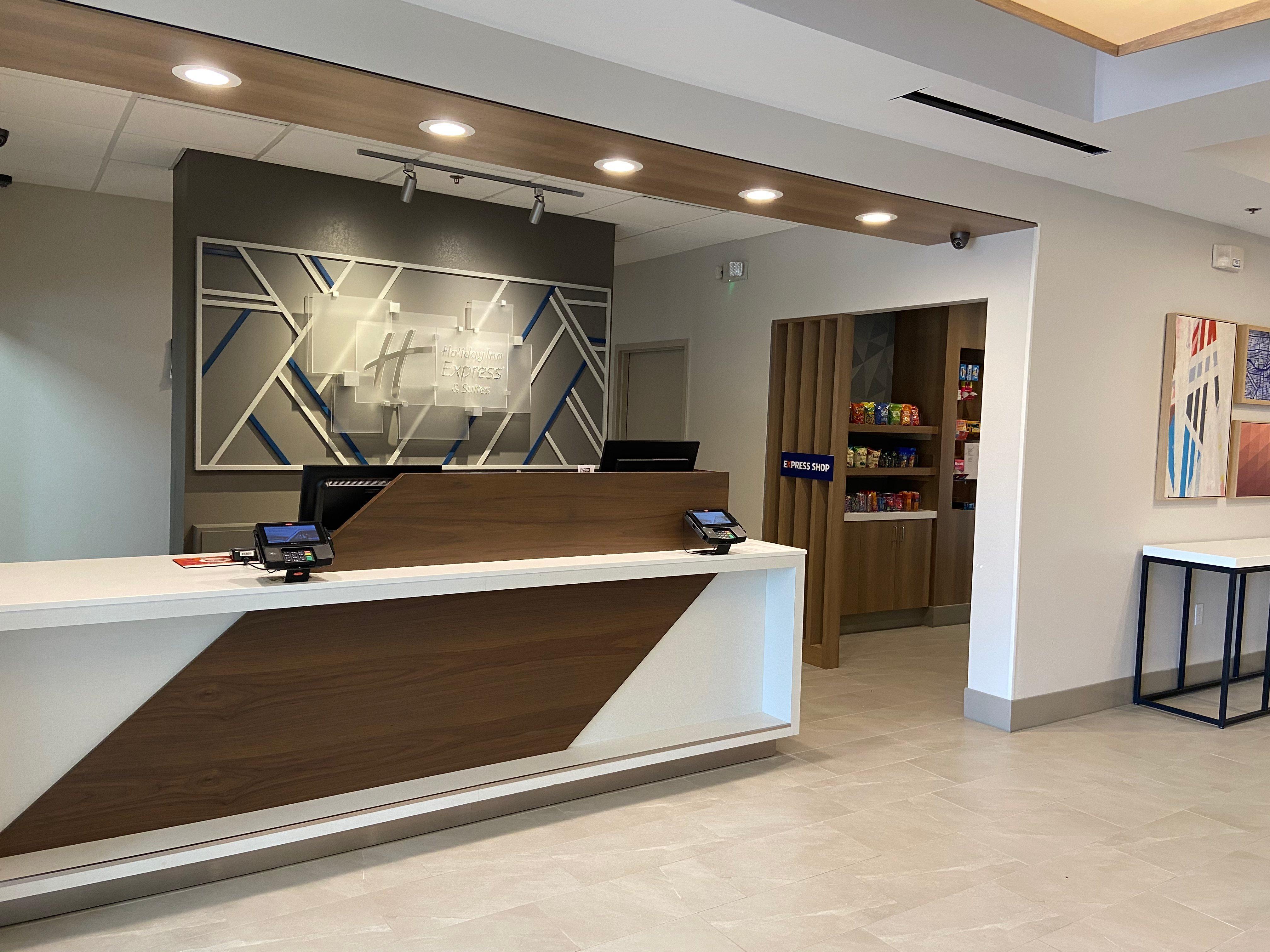Holiday Inn Express And Suites Atlanta-Johns Creek By Ihg Exterior photo